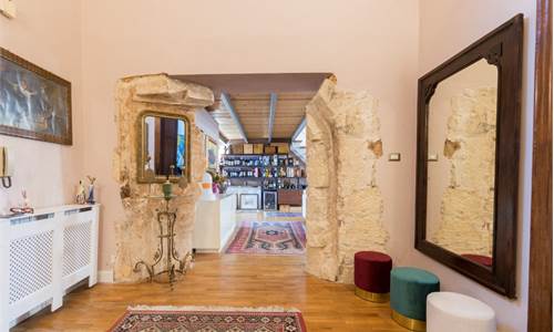Via dei Genovesi – Prestigioso appartamento nel cuore del centro storico di Cagliari